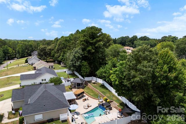 200 Brooks Drive, Stanley, NC 28164