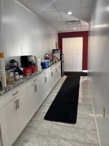10218 W Warren Avenue, Dearborn, MI 48126