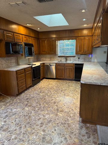 517 Dogwood Dr., Hideaway, TX 75771