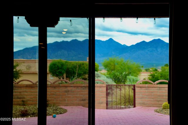 3845 S Via Del Reyecuelo, Green Valley, AZ 85622