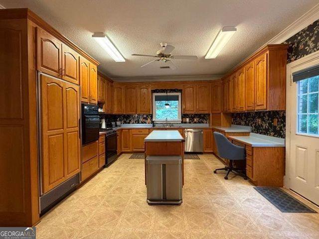 110 Holly Drive, Warner Robins, GA 31088