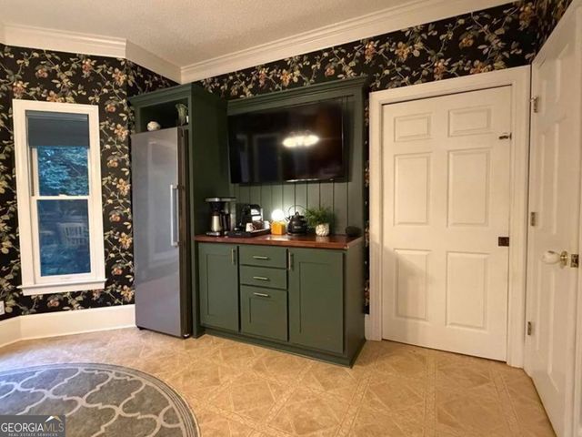 110 Holly Drive, Warner Robins, GA 31088