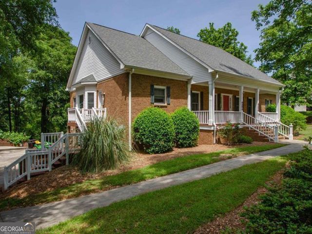 110 Holly Drive, Warner Robins, GA 31088