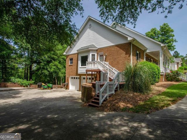 110 Holly Drive, Warner Robins, GA 31088