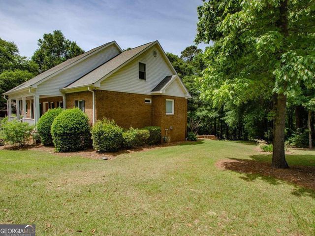 110 Holly Drive, Warner Robins, GA 31088