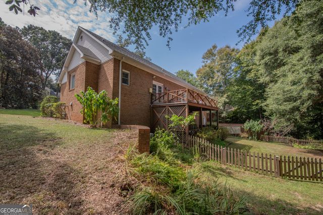 110 Holly Drive, Warner Robins, GA 31088