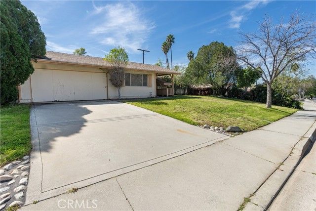 658 Glenhill, Riverside, CA 92507