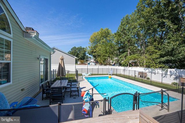 1010 MARINER, Manahawkin, NJ 08050