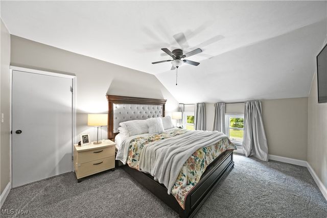 9700 Silica Sand Road, Garrettsville, OH 44231