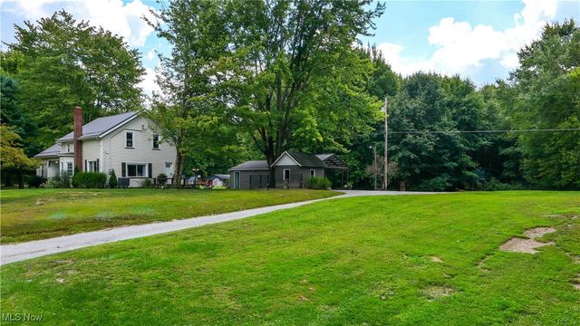 9700 Silica Sand Road, Garrettsville, OH 44231