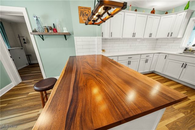 9700 Silica Sand Road, Garrettsville, OH 44231