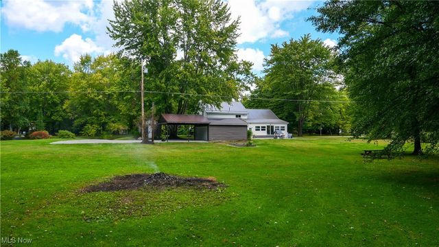 9700 Silica Sand Road, Garrettsville, OH 44231