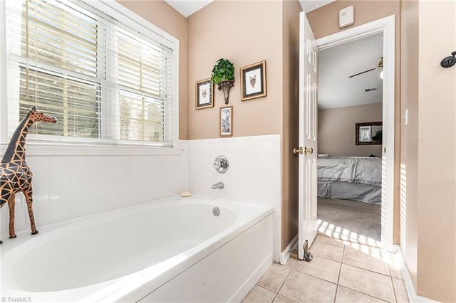 14 Montford Court, Greensboro, NC 27455