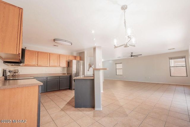 4059 E Angel Spirit Drive, Tucson, AZ 85756