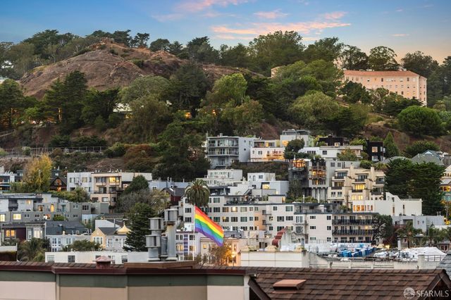 3983 19th Street, San Francisco, CA 94114