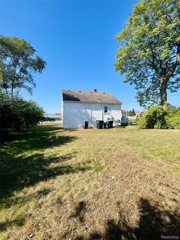 19288 Farmington Road, Livonia, MI 48152