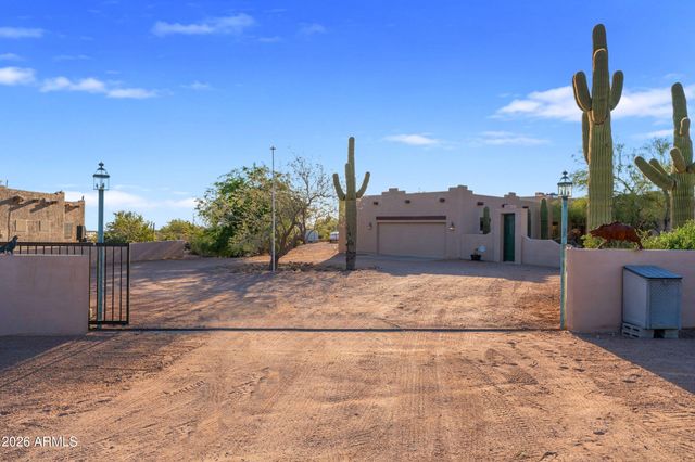 4284 N COLT Road, Apache Junction, AZ 85119