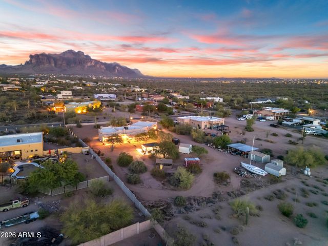 4284 N COLT Road, Apache Junction, AZ 85119