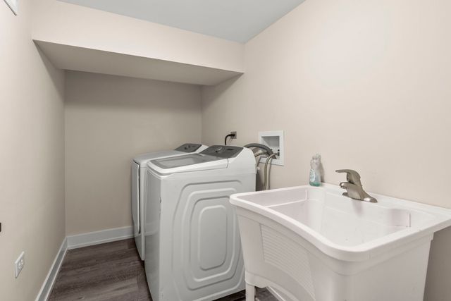 5542 W 64th Street, Chicago, IL 60638