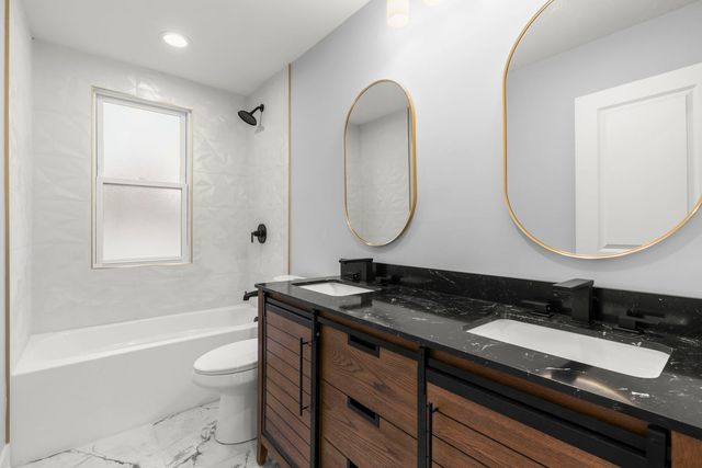 5542 W 64th Street, Chicago, IL 60638