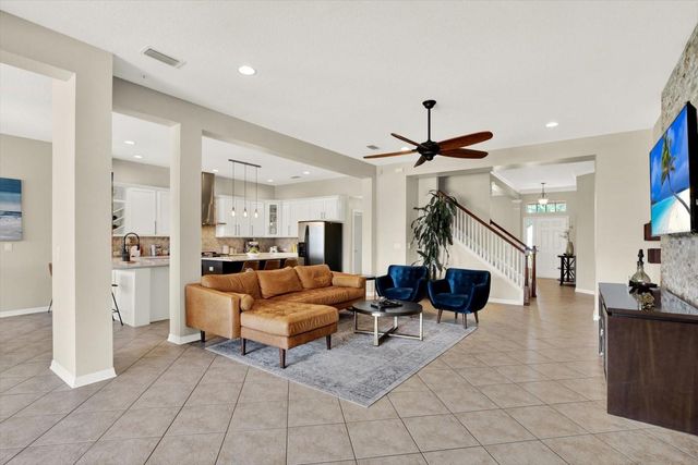 7518 AMBLESIDE DRIVE, Land O Lakes, FL 34637