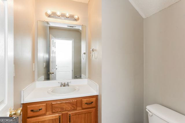 372 Jasmine Drive, Locust Grove, GA 30248