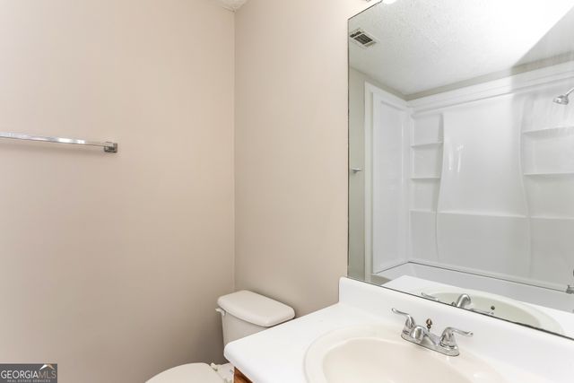 372 Jasmine Drive, Locust Grove, GA 30248