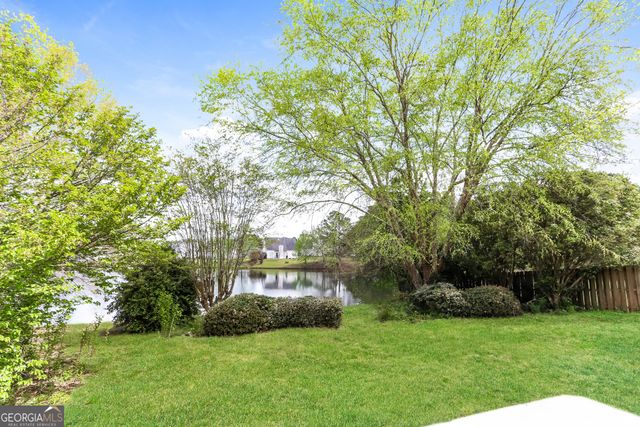 372 Jasmine Drive, Locust Grove, GA 30248