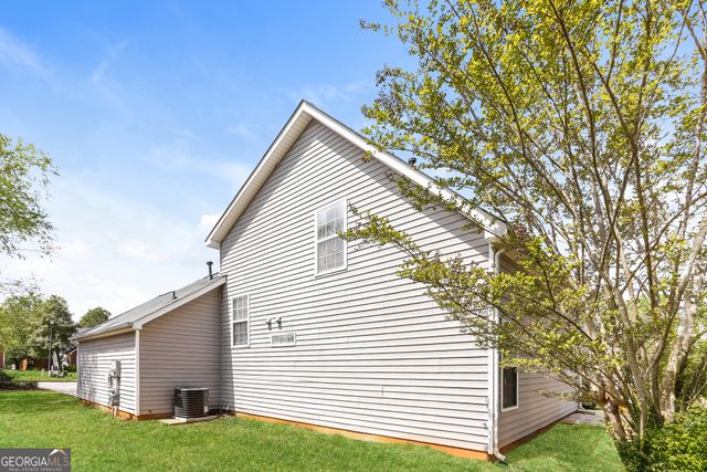 372 Jasmine Drive, Locust Grove, GA 30248