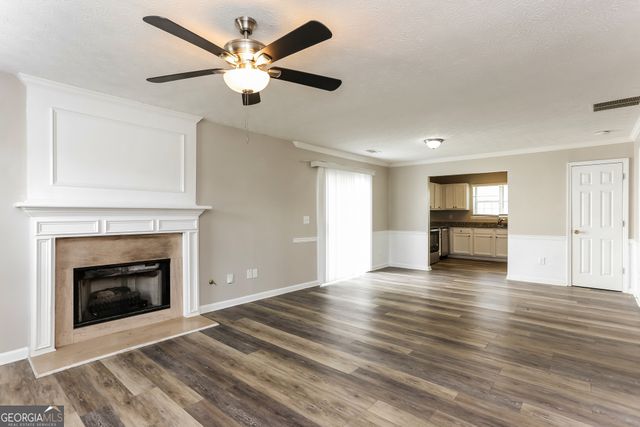 372 Jasmine Drive, Locust Grove, GA 30248