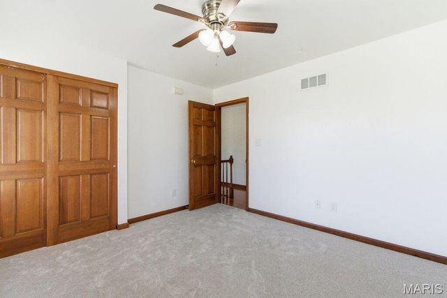 1104 S Charlemagne Drive, Lake St Louis, MO 63367