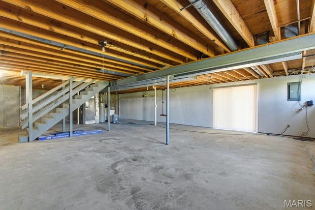 1104 S Charlemagne Drive, Lake St Louis, MO 63367