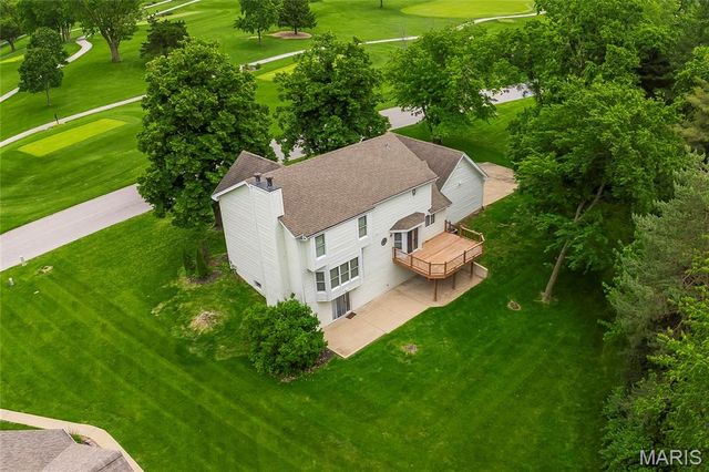 1104 S Charlemagne Drive, Lake St Louis, MO 63367