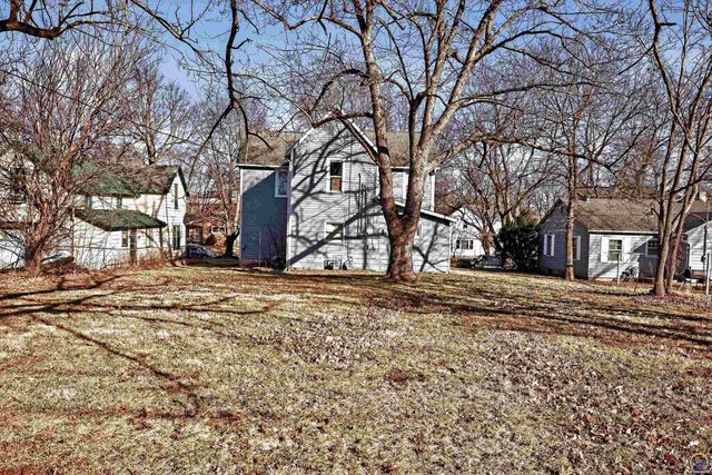 305 Wisconsin AVE, Holton, KS 66436