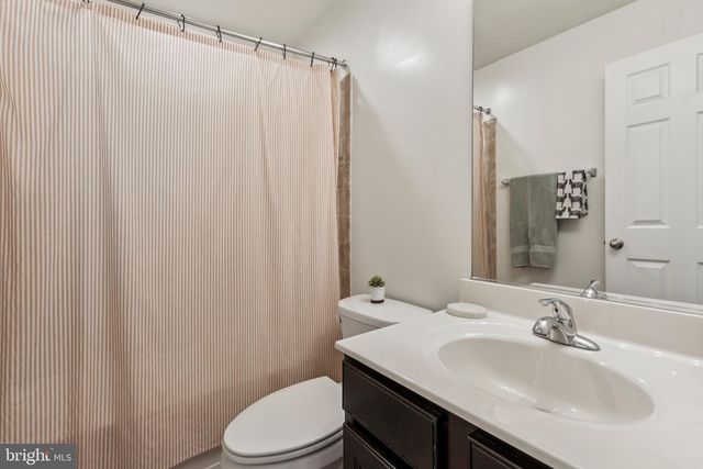 7040 HI ROCK RIDGE RD, Warrenton, VA 20187