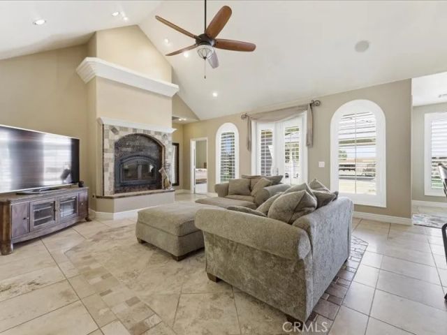 4107 Paddock Way, Lancaster, CA 93536