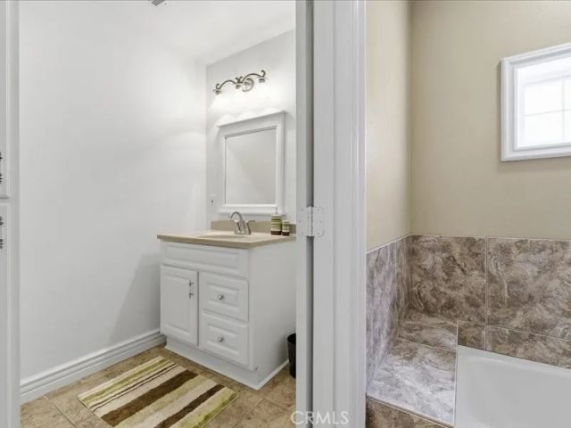 4107 Paddock Way, Lancaster, CA 93536