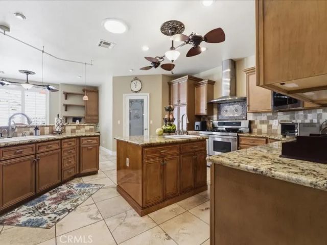 4107 Paddock Way, Lancaster, CA 93536