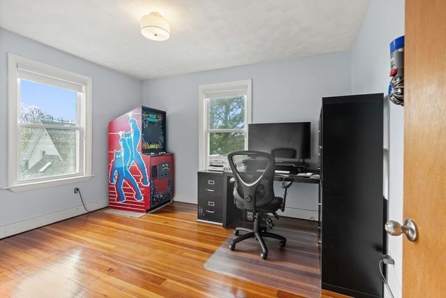 100 Medford St, Malden, MA 02148