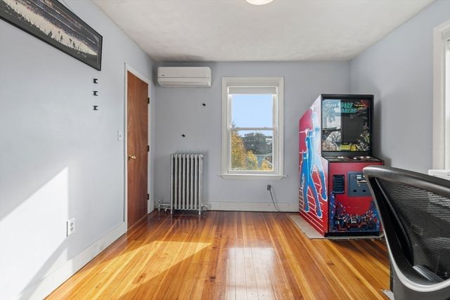 100 Medford St, Malden, MA 02148