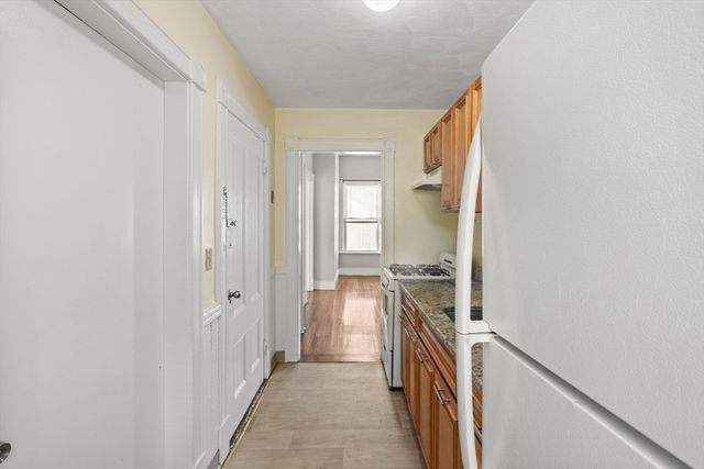 100 Medford St, Malden, MA 02148