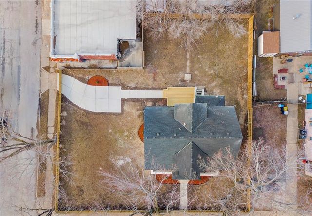 3312 Holmes Street, Kansas City, MO 64109