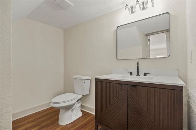 3312 Holmes Street, Kansas City, MO 64109