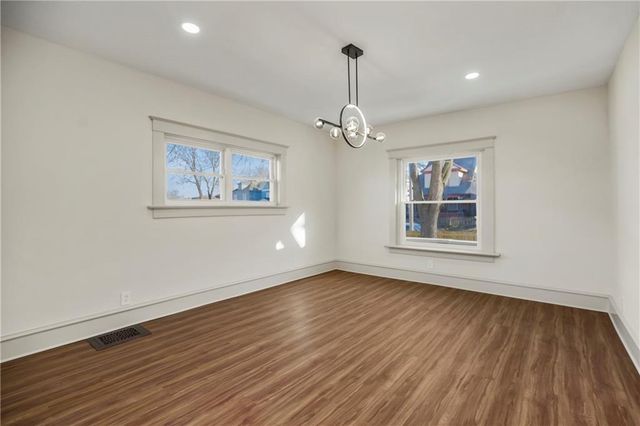 3312 Holmes Street, Kansas City, MO 64109