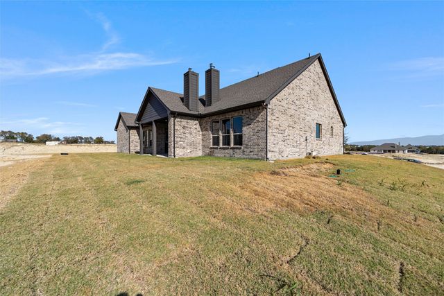 808 Westover Drive, Van Alstyne, TX 75495