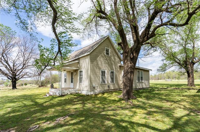 22496 Highway 62, Summers, AR 72769