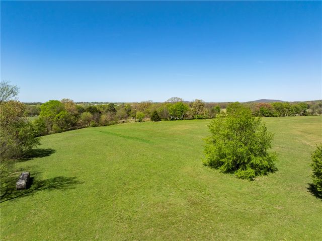 22496 Highway 62, Summers, AR 72769