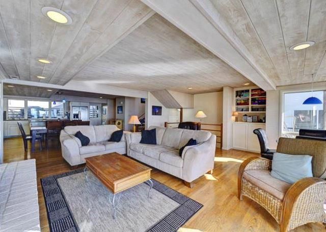 339 Beach Drive, Aptos, CA 95003
