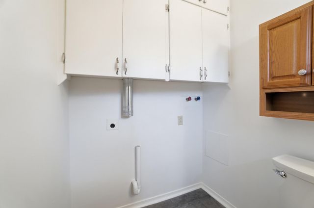 317 Mumford Drive 317 Mumford Drive, Troy, OH 45373