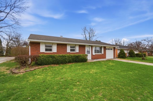 317 Mumford Drive 317 Mumford Drive, Troy, OH 45373